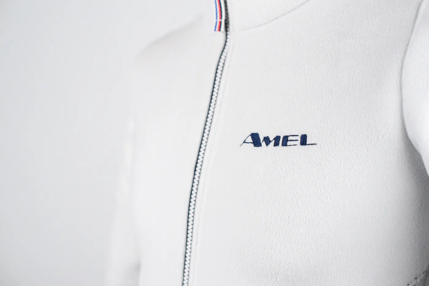 Détail de la veste Amel